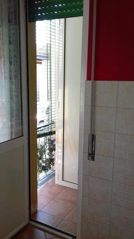 Appartamento Corallo อาโรนา ภายนอก รูปภาพ